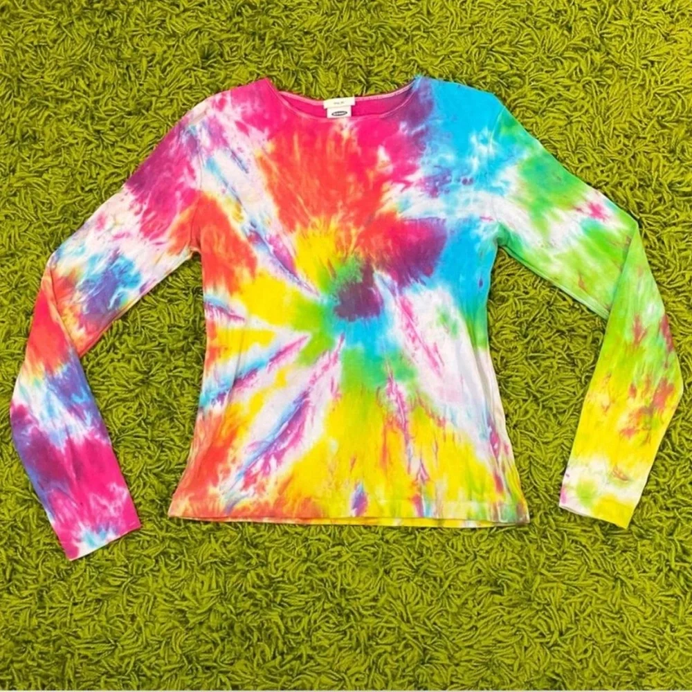 tie dye rainbow swirl long sleeve t-shirt